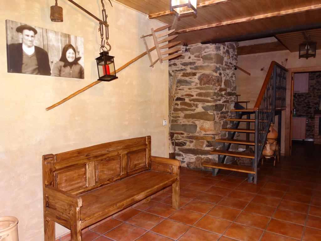 Casa Abuela ★★★ Grisuela Exterior foto